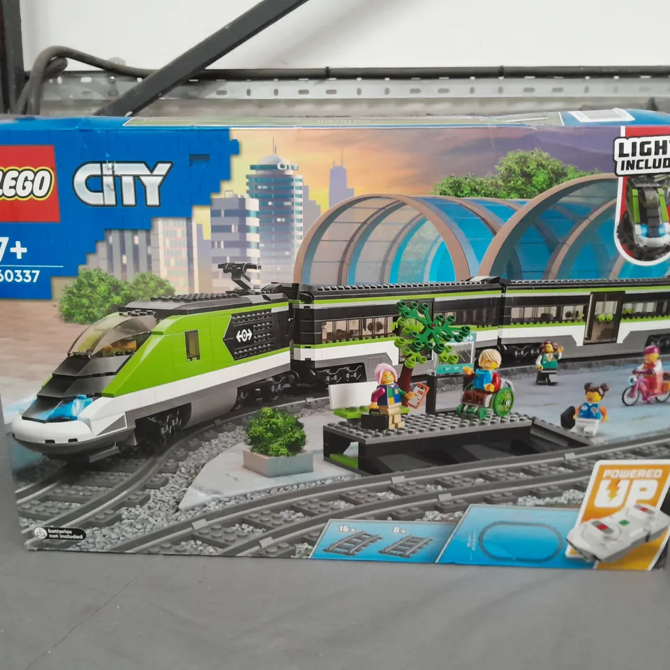 BOXED LEGO CITY EXPRESS PASSENGER TRAIN 60337 7+ RRP £130