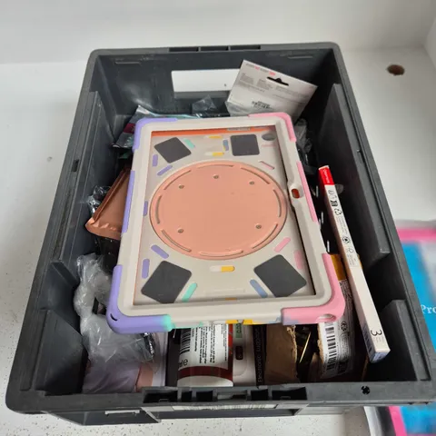 TOTE OF APPROXIMATELY 12 ASSORTED ITEMS TO INCLUDE: PROTECTIVE TABLET CASE