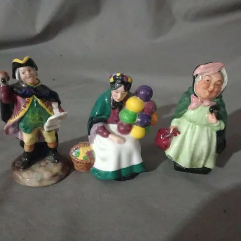 THREE ASSORTED ROYAL DOULTON/DOULTON FIGURINES TO INCLUDE; TOWN CRIER, THE OLD BALLOON SELLER AND SAIREY GAMP