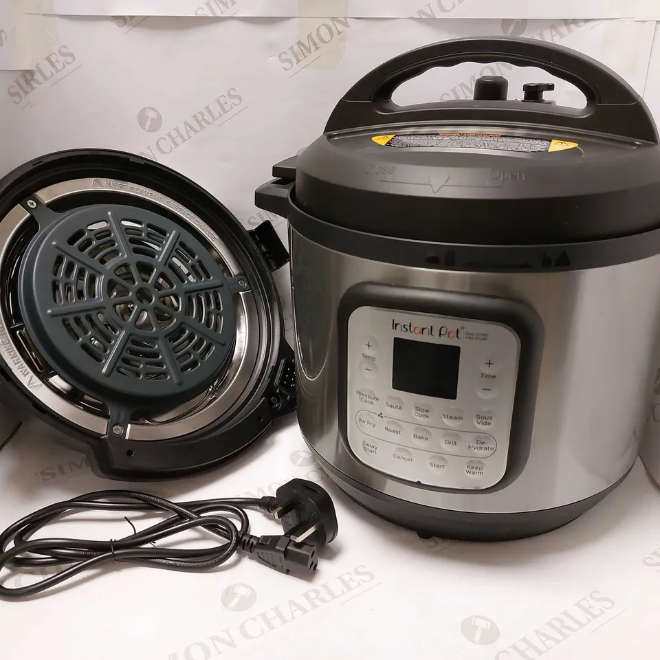 INSTANT POT DUO CRISP + AIR FRYER PRESSURE COOKER
