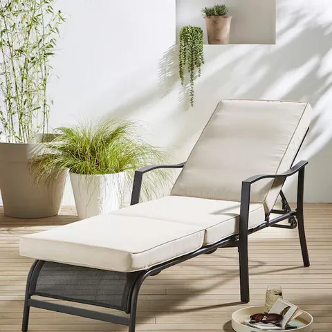 COMO SUN LOUNGER