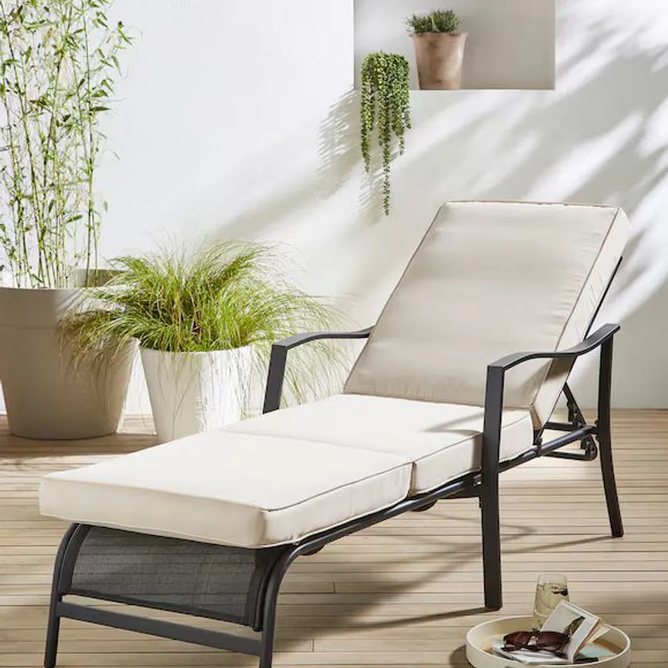 COMO SUN LOUNGER