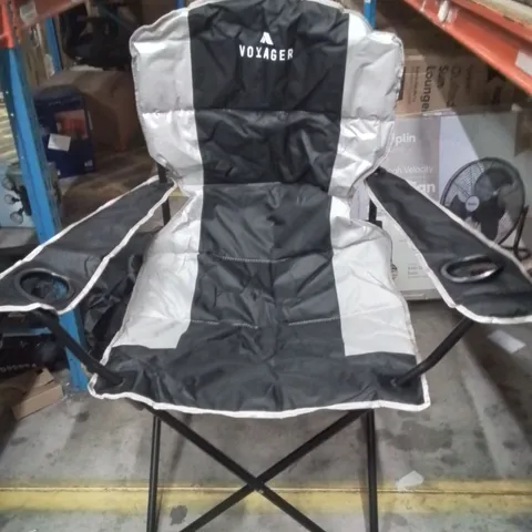 BAGGED VOYAGER CAMPING CHAIR BLACK AND GREY