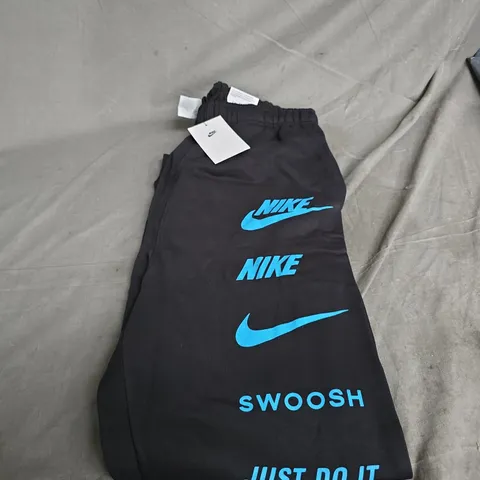 NIKE JOGGERS – SIZE L