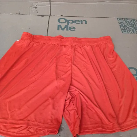 NIKE ENT26 SHORTS IN ORANGE - UK 2XL