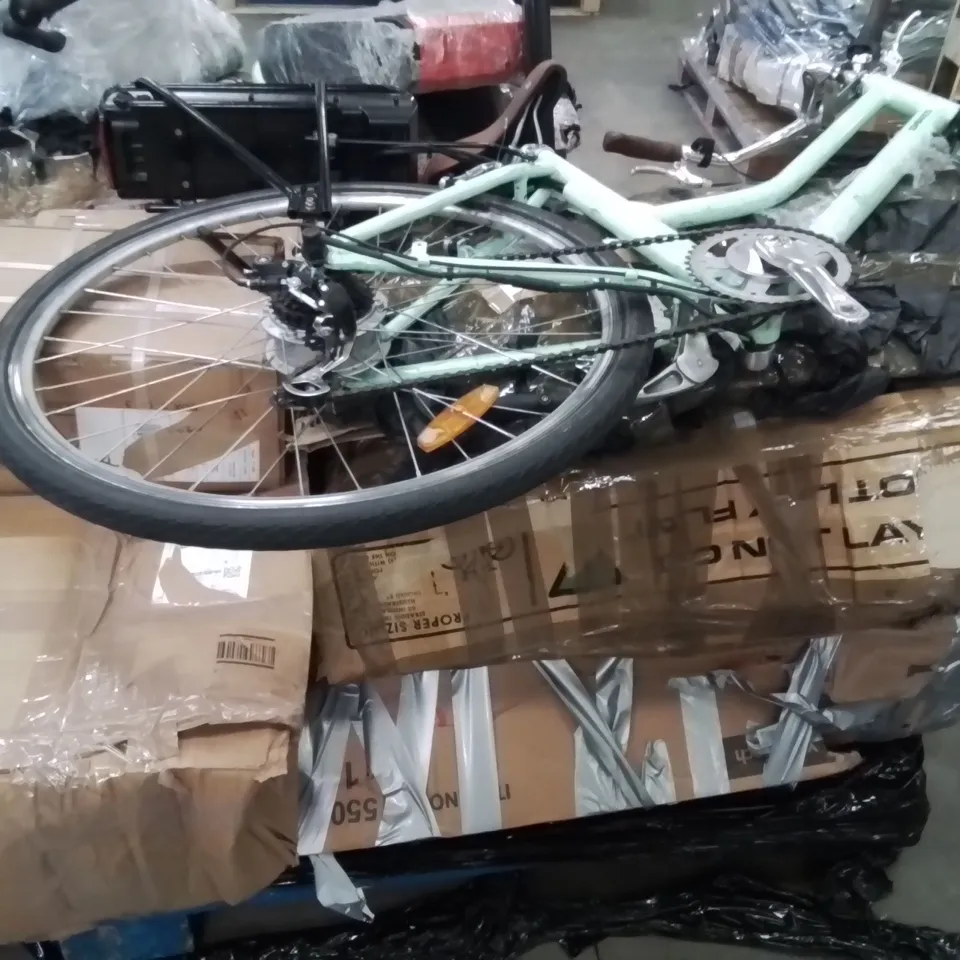 PALLET CONTAINING VARIOUS ASSORTED INCOMPLETE EXERCISE EQUIPMENT AND OTHER HOUSEHOLD ITEMS