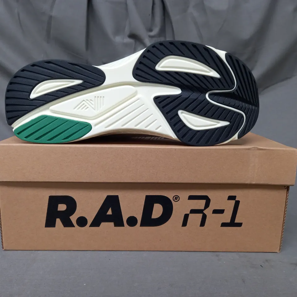 BOXED PAIR OF R.A.D. R-1 SHOES IN WHITE/METALLIC SILVER/GREEN UK SIZE 9.5
