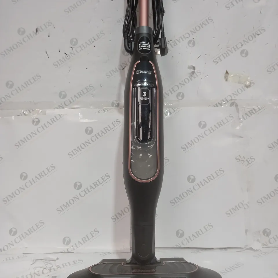 SHARK STEAM SCRUBBER WITH STEAM BLAST S7201