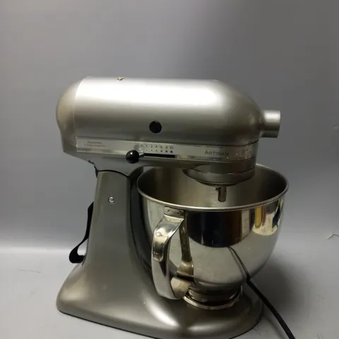 BOXED ARTISAN KITCHEN AID MIXER