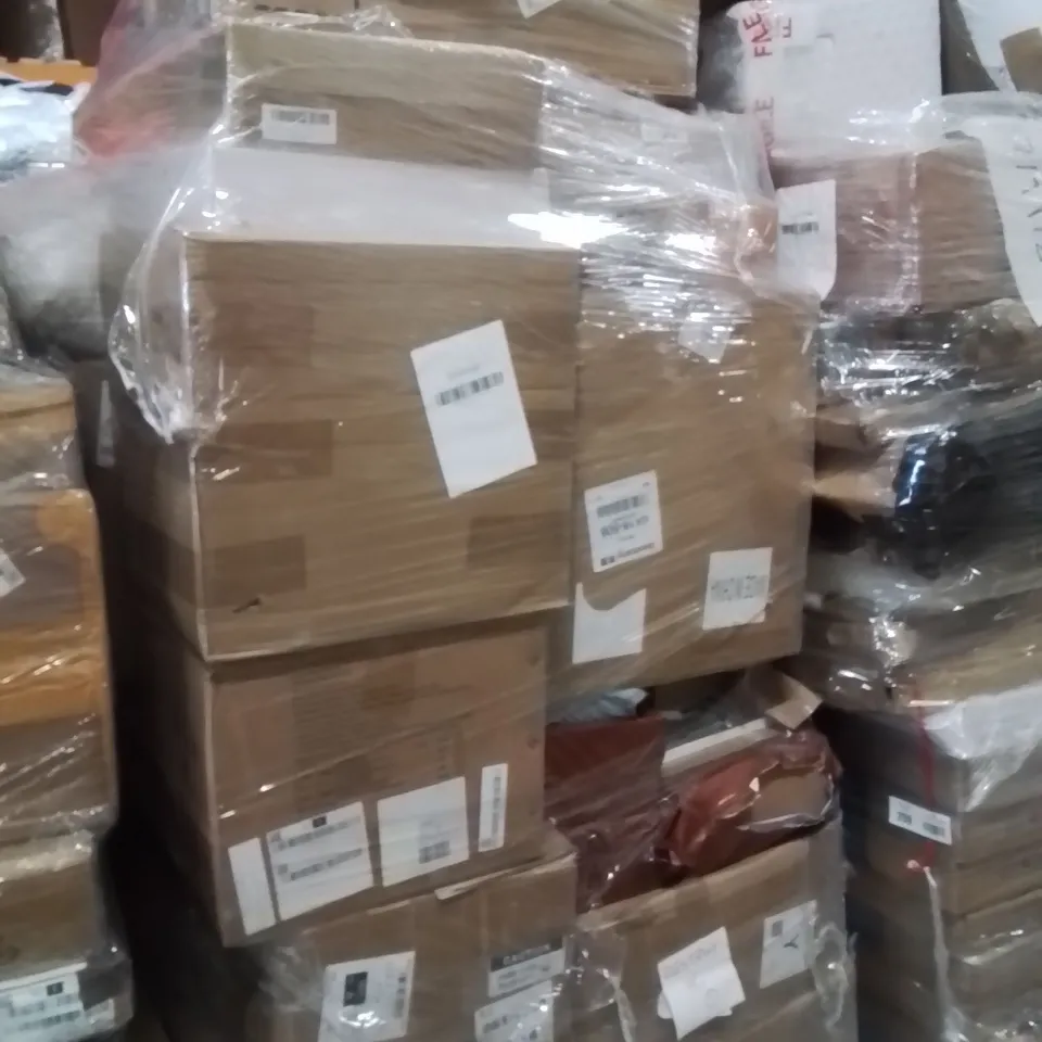 PALLET OF ASSORTED HOUSEHOLD GOODS AND PRODUCTS TO INCLUDE;3D WALL STICKERS,TRICYCLE