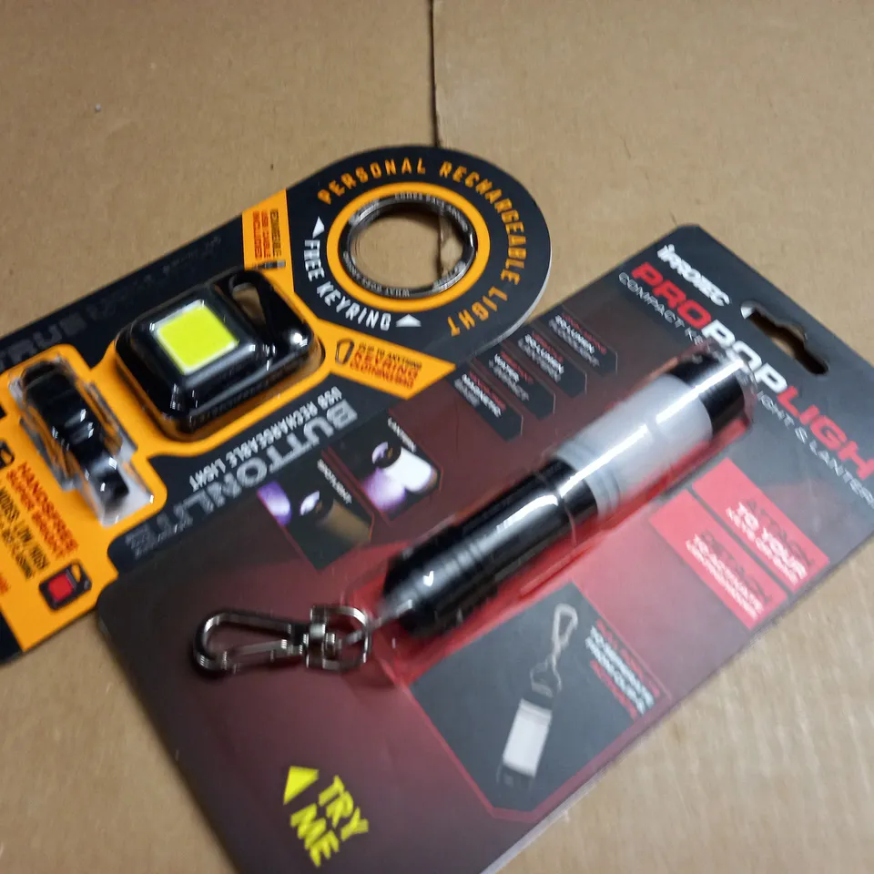 LOT OF 4 PERSONAL LIGHTS