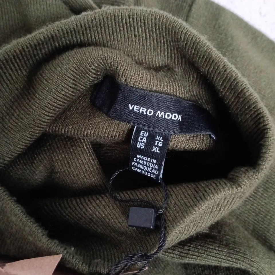 VERO MODA LS FUNNEL NECK DRESS IN GREEN - XL