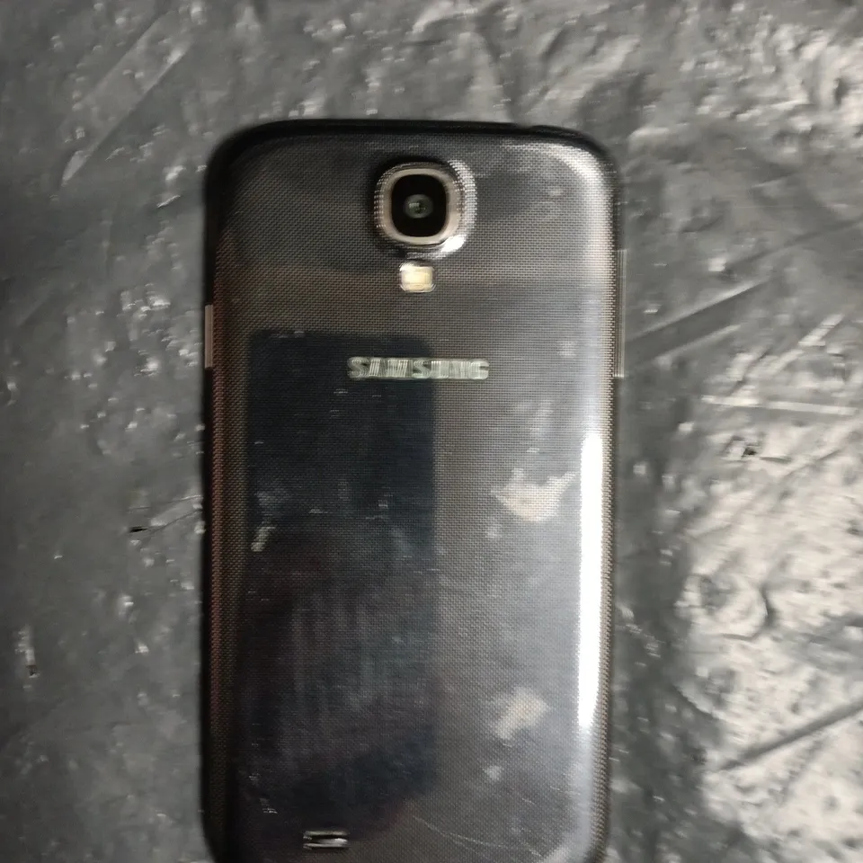 SAMSUNG GALAXY S4 SMARTPHONE 