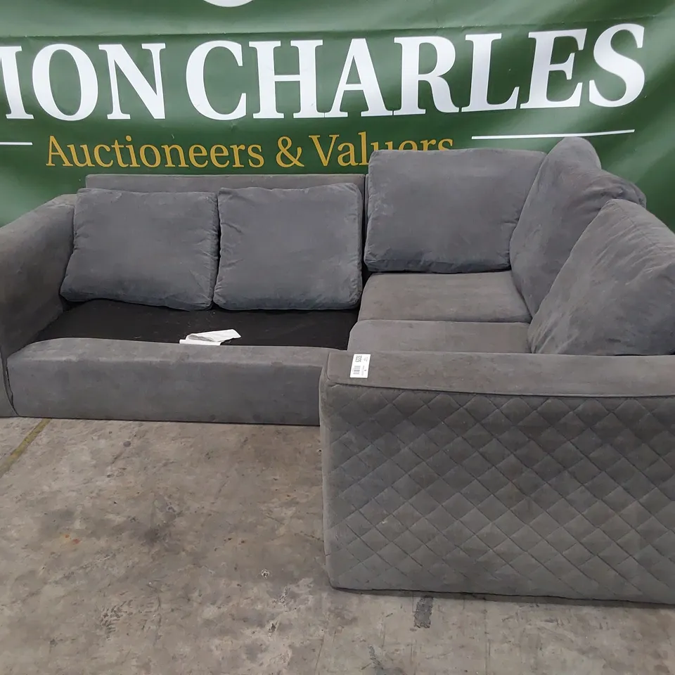 DESIGNER CORNER GROUP GREY FABRIC 