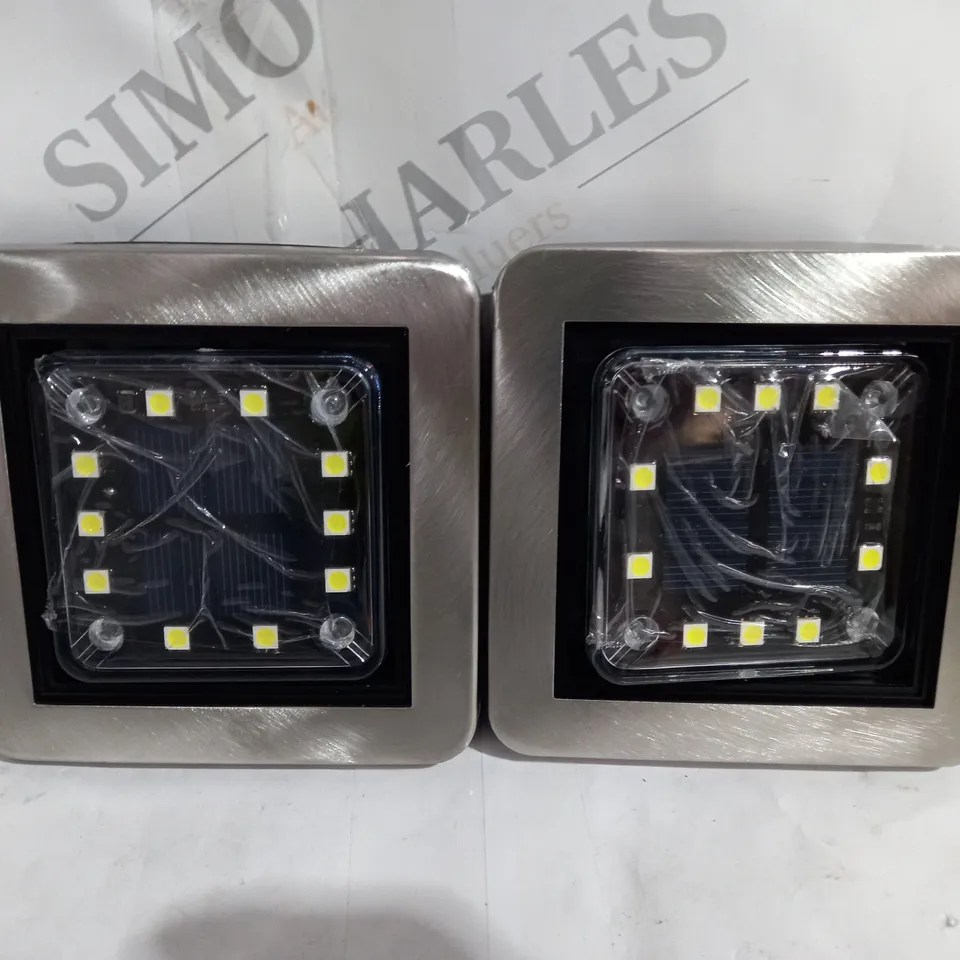 BELL AND HOWELL SET OF 8 SQUARE SWIVEL DISK LIGHTS