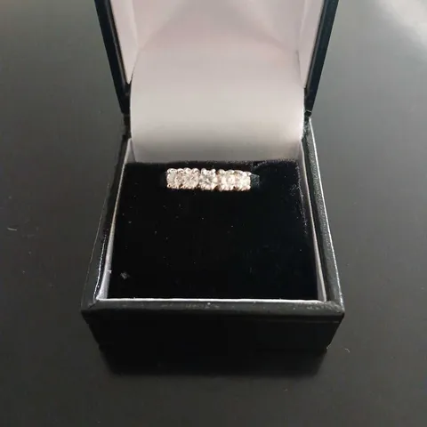 18CT WHITE GOLD FIVE STONE HALF ETERNITY RING SET WITH NATURAL DIAMONDS