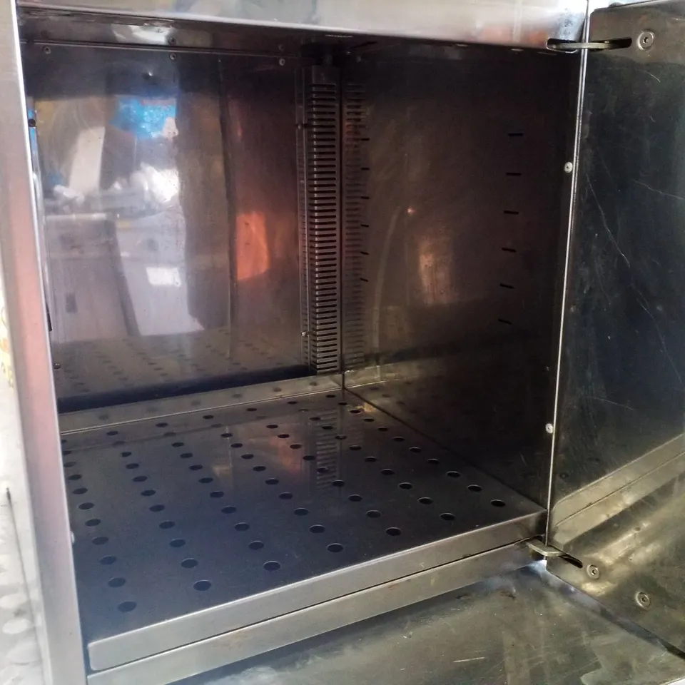 WS-30 HOT CUPBOARD