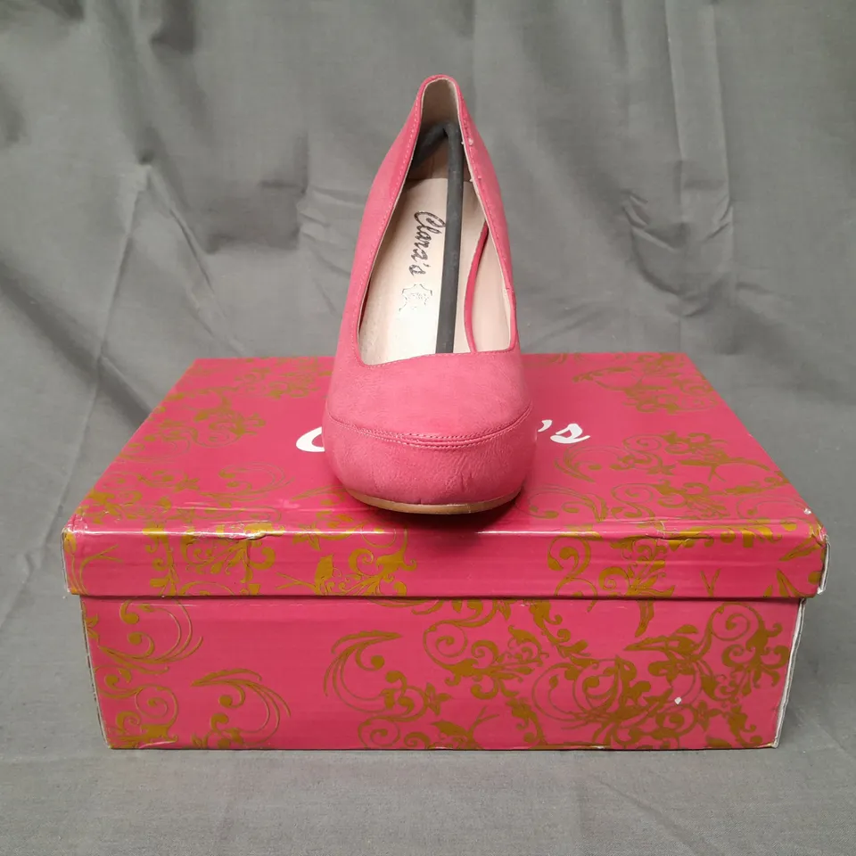 BOXED PAIR OF CLARA'S CLOSED TOE HEELED SHOES IN RED EU SIZE 35