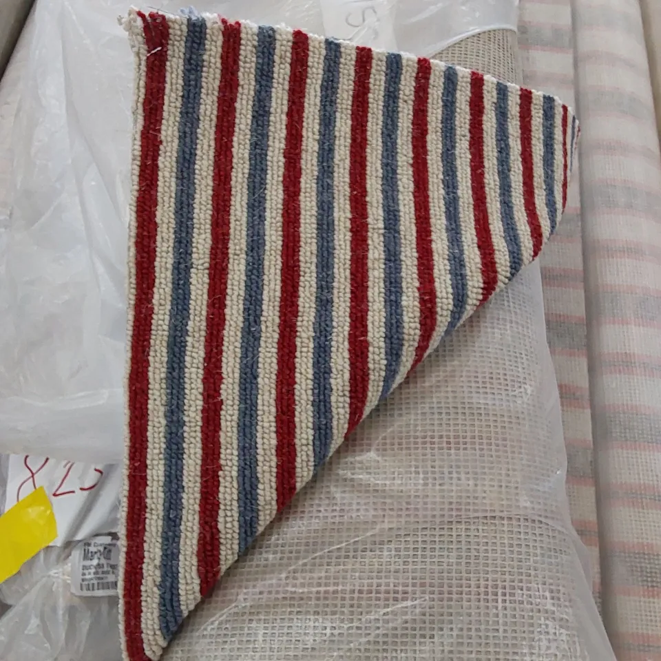 ROLL OF QUALITY ULTRA OVERGROUND CARPET // SIZE: APPROXIMATELY 4 X 3.3m