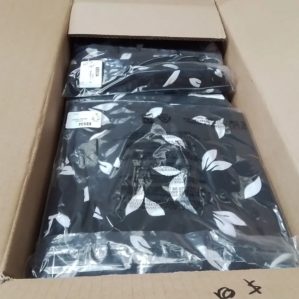 BOXED BRAND NEW APPROXIMATELY 16 JD WILLIAMS SPUN VISCOSE TROUSER MONO PRINT SIZE 26