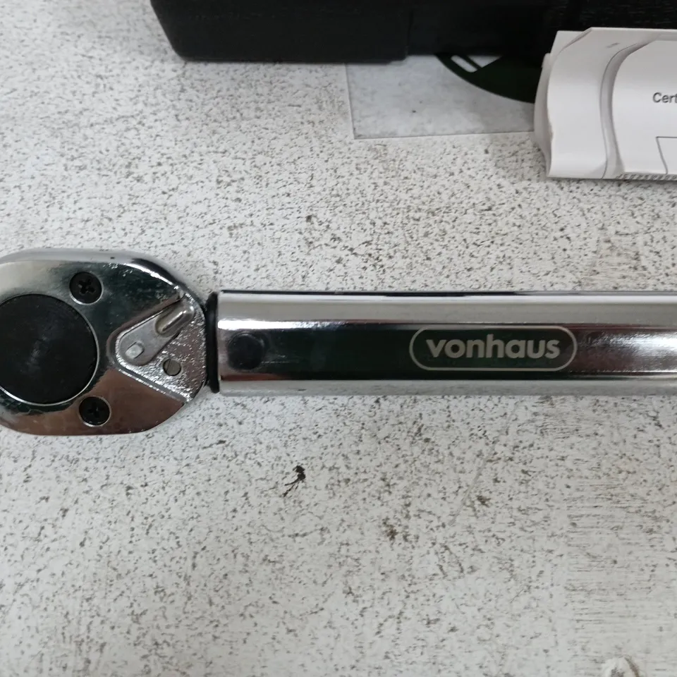 VONHAUSE SOCKET WRENCH IN CARRY CASE