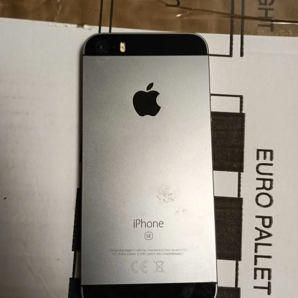 APPLE IPHONE SE A1723