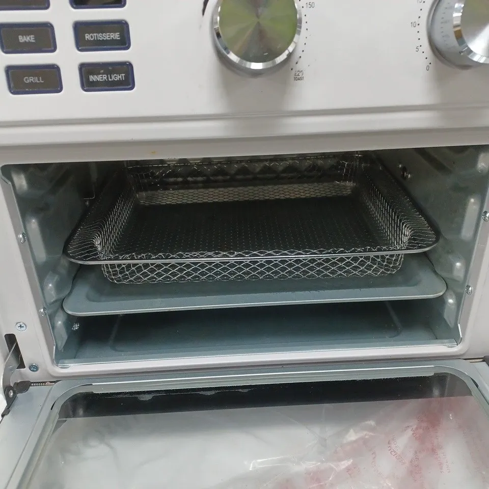 COOK'S ESSENTIAL AIR FRYER OVEN IN COOL GREY