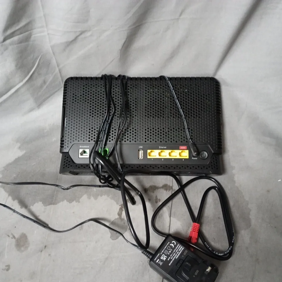 SMART HUB SH20A BLACK BROADBAND ROUTER WITH POWER ADAPTOR