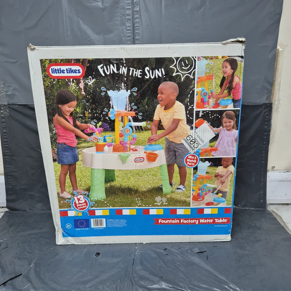 BOXED LITTLE TIKES FOUNTAIN FACTORY WATER TABLE