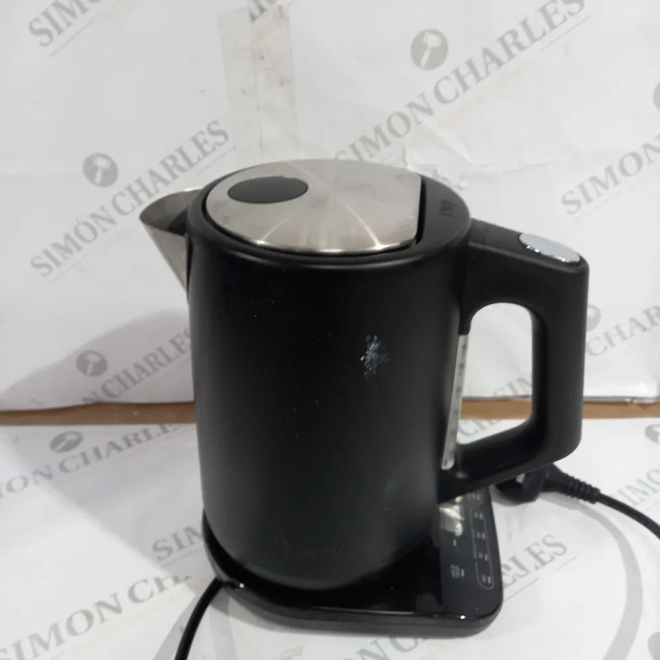 BOXED NINJA PERFECT TEMPERATURE KETTLE KT200UK