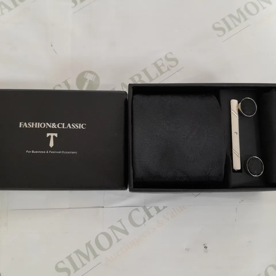 BOXED FASHION & CLASSIC TIE & CUFFLINKS 