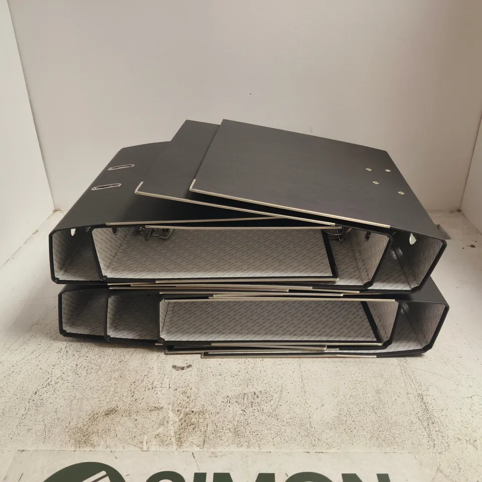 BOX OF APPROXIMATELY 8 X A4 LEVER ARCH FILES IN BLACK
