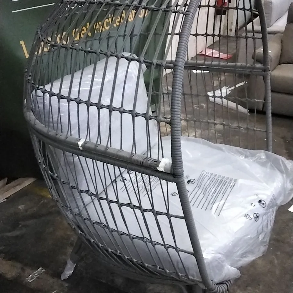 RATTAN EFFECT EGG CHAIR