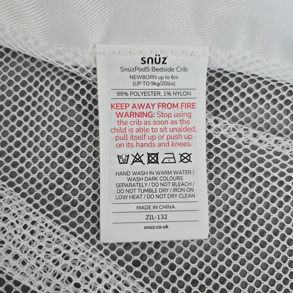 SNUZPOD5 BEDSIDE CRIB – NEWBORN TO 6 MONTHS