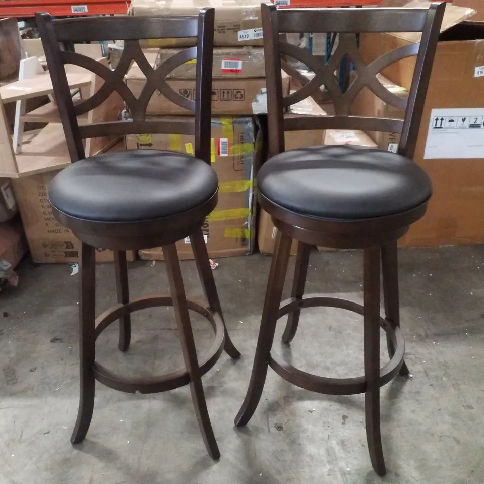 SET OF 2 BAR STOOLS COUNTER HEIGHT CHAIR PUB 360 SWIVELING UPHOLSTERED SEAT - 74CM SEAT HEIGHT