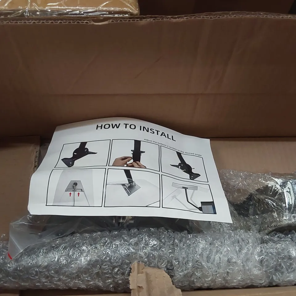 PALLET CONTAINING A LARGE QUANTITY OF STARLINK GEN 3 MOUNTS, CARBON EFFECT UTV STORAGE BAGS ECT