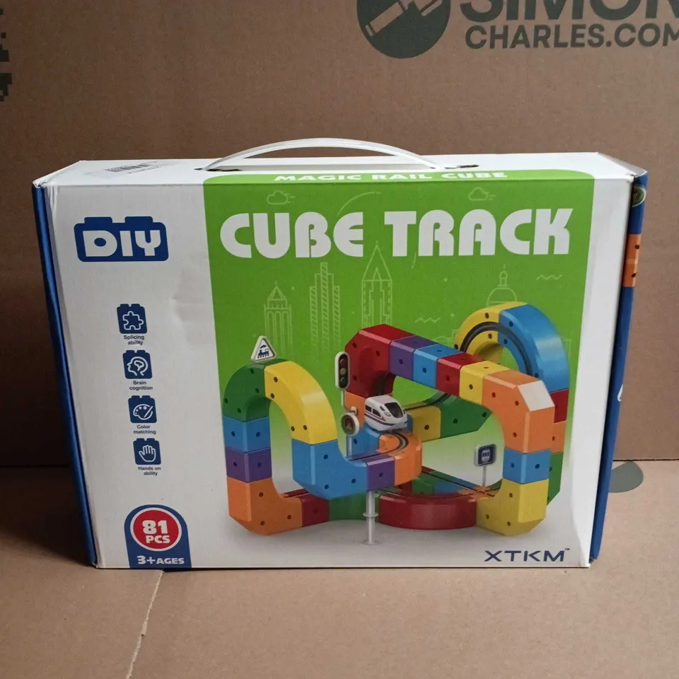 CUBE TRACK BUILDING TOY SET 