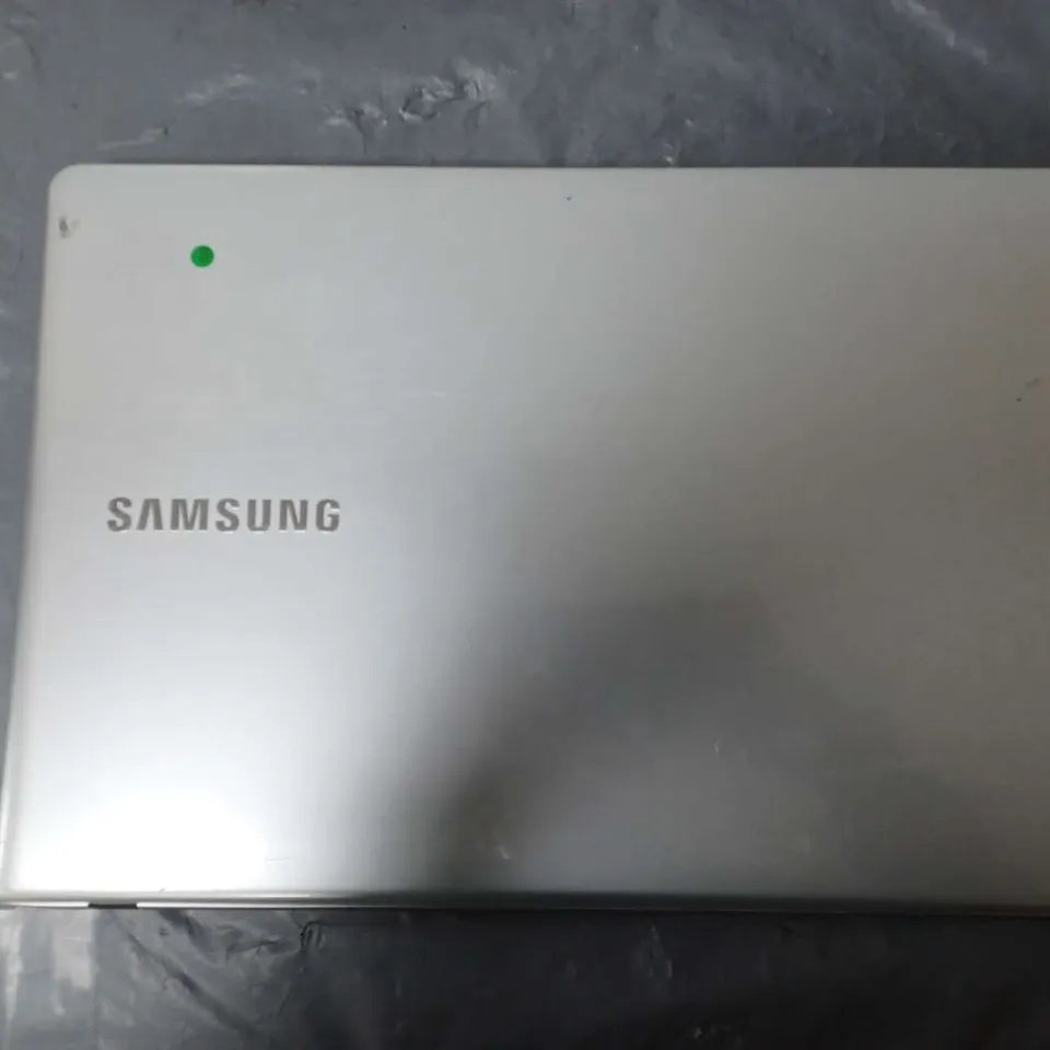 SAMSUNG 370R4E/370R4V/370R5E/3570RE/370R5V 15 INCH	I3-3110M 2.40GHZ
