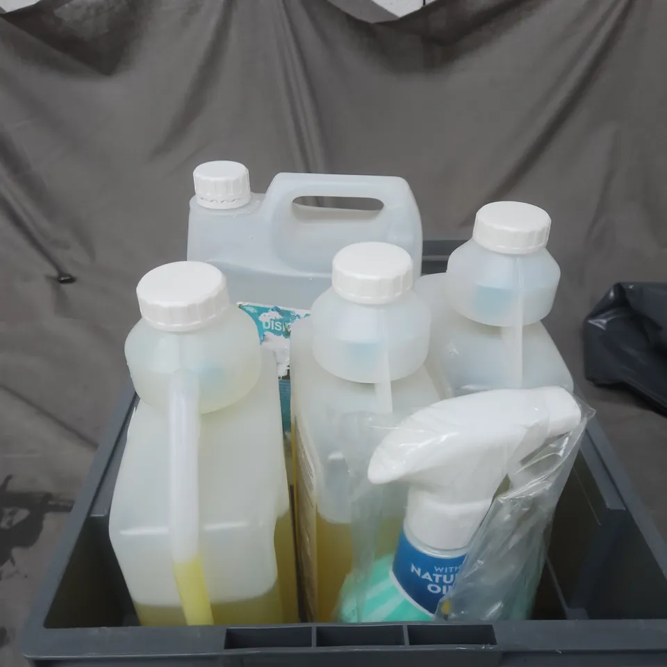 APPROXIMATELY 5 X ASSORTED HOUSEHOLD LIQUIDS INCLUDING TANNIN REMOVER AND TRIPLE ENZYMATIC INSTRUMENT CLEANER 