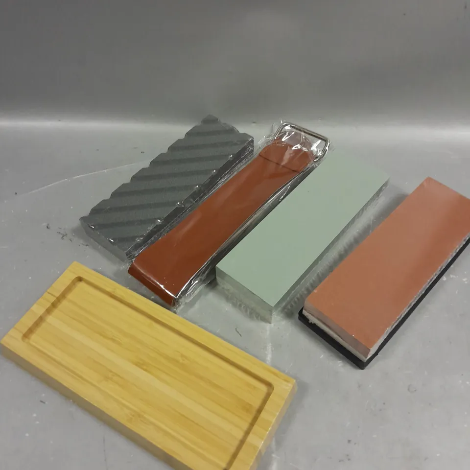BOXED UNBRANDED KNIFE SHARPENING KIT 