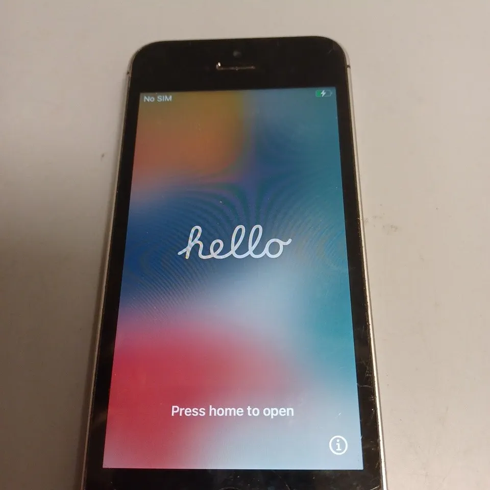 APPLE IPHONE 5 