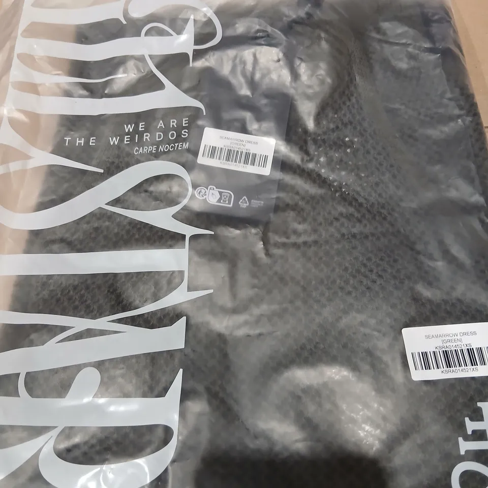 APPROXIMATELY 24 BRAND NEW KILLSTAR SEAMARROW DRESS GREEN
