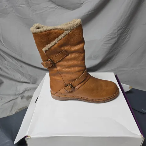LOTUS SHOES WOMEN’S LEATHER BOOT WITH SHEARLING LINING – TAN SIZE 7