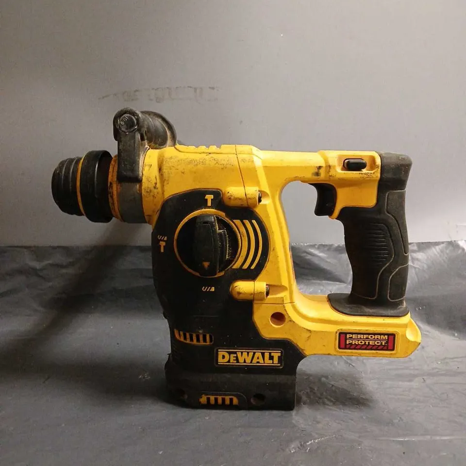 DEWALT DCH253N 18 V XR LI-ION SDS PLUS ROTARY HAMMER DRILL