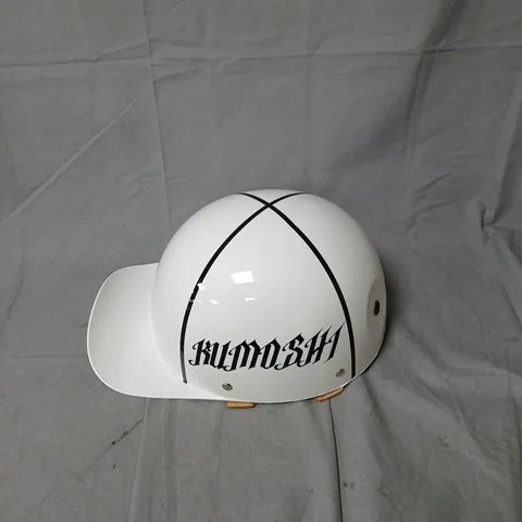 KUMOSHI WHITE VINTAGE STYLE MOTOR CYCLE  HELMET WITH BLACK CROSS‑STRIPE DESIGN –SIZE L 59-60CM