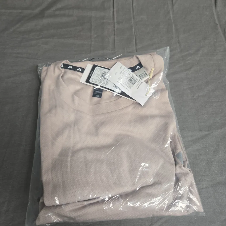 ADIDAS CASUAL TEE SIZE XL