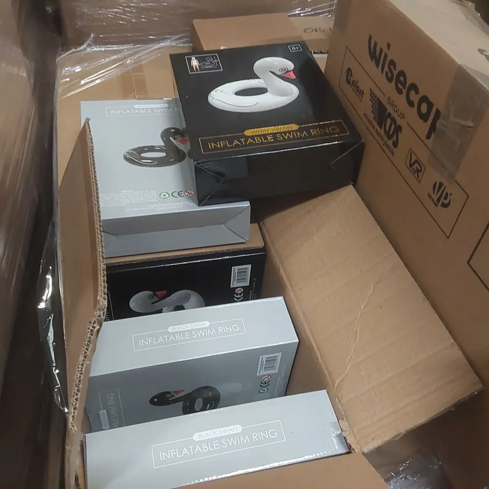 PALLET CONTAINING A LARGE QUANTITY OF POOL INFLATABLES AND OTHER ASSORTED ITEMS