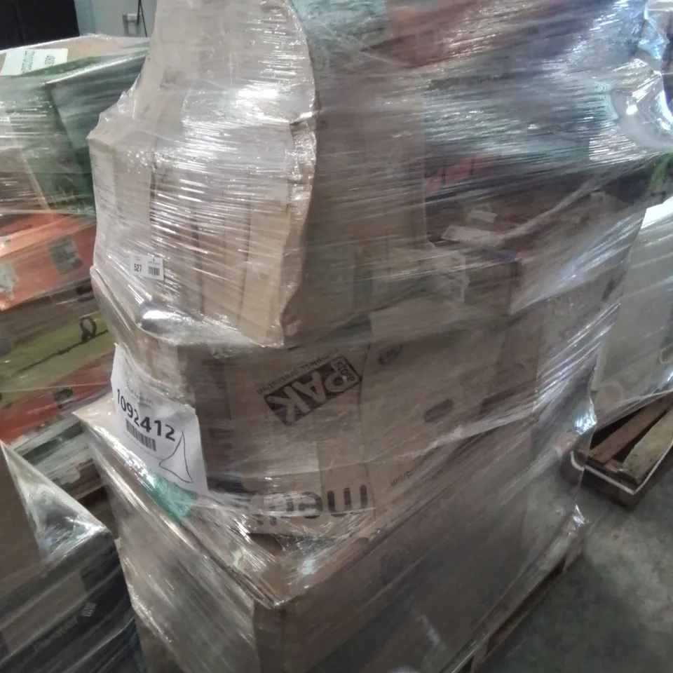 PALLET OF APPROXIMATELY 13 UNPROCESSED RAW RETURN HOUSEHOLD AND ELECTRICAL GOODS TO INCLUDE;