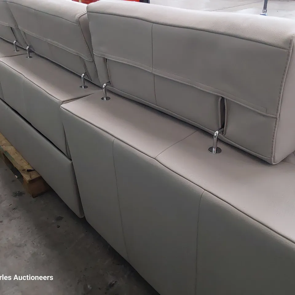 QUALITY ITALIAN DESIGNER GIORGIO POWER RECLINING CHAISE SOFA WITH ADJUSTABLE HEADRESTS LIGHT GREY LEATHER 