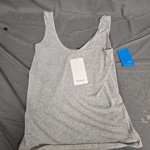 ATELIER NINETY FIVE GREY SLEEVELESS TANK TOP – WOMEN’S, UK SIZE S